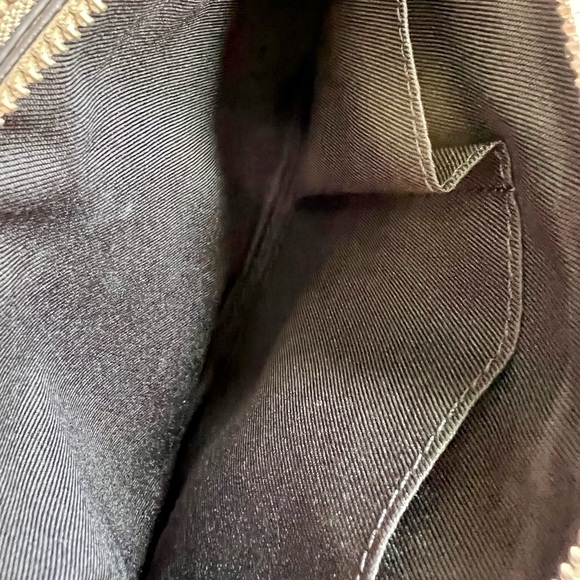 VINCE CAMUTO Gally Leather Crossbody Bag - Picture 13 of 16